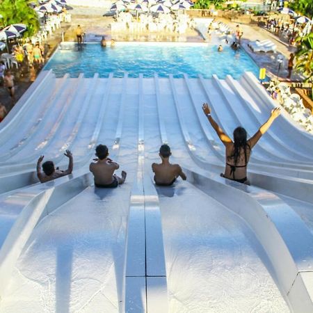 Caldas Novas Imperio Romano Com 1 Dia No Acqua Park Exterior photo
